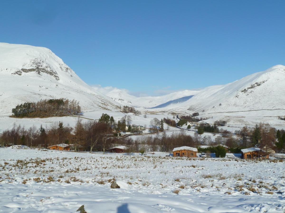Glenbeag Mountain Lodges Spittal of Glenshee Luaran gambar