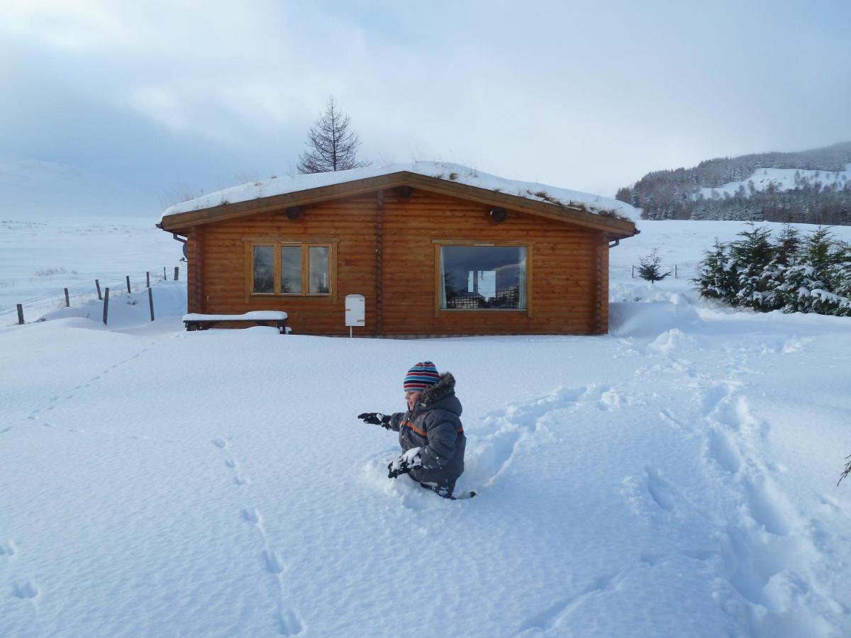 Glenbeag Mountain Lodges Spittal of Glenshee Luaran gambar